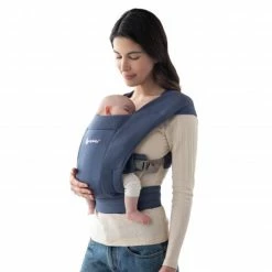 Discount 😉 Ergobaby Babytrage Embrace für Neugeborene - Soft Navy 🛒