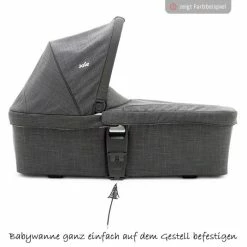 New 🔥 Joie Kombikinderwagen Chrome DLX Set inkl. Babywanne, Fußsack, Adapter & Regenschutz - Foggy Gray - Collection 2022 ✨ -Way Sales joie kombi kinderwagen chrome dlx set inkl babywanne fussdecke adapter regenschutz foggy gray s1201mafgy000 d2